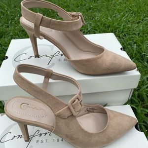 Nude Slingback make an offer😊